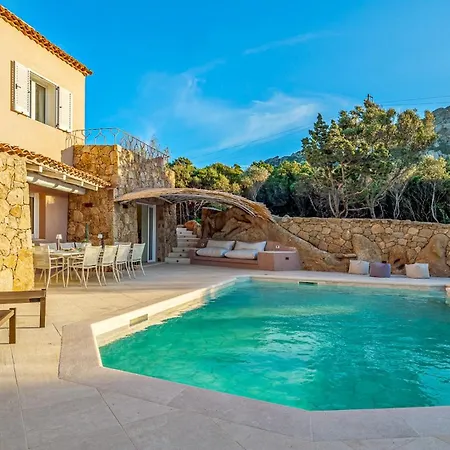 Βίλα Anga 10&1, Emma *