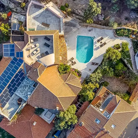 Βίλα Anga 10&1, Emma *